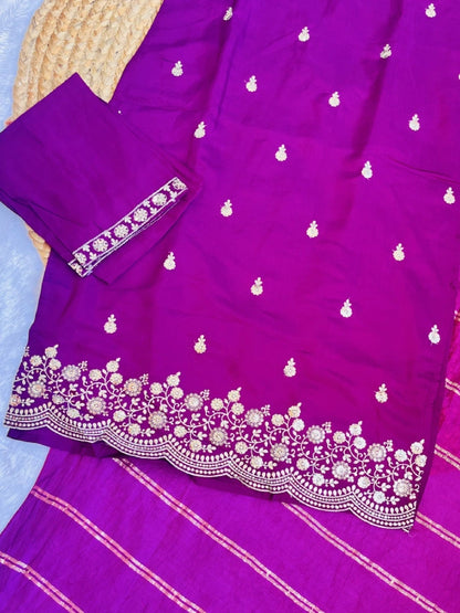 Kurti Pant Sets  KPS595